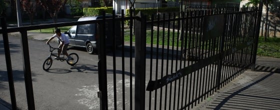 cerrar calles o pasajes